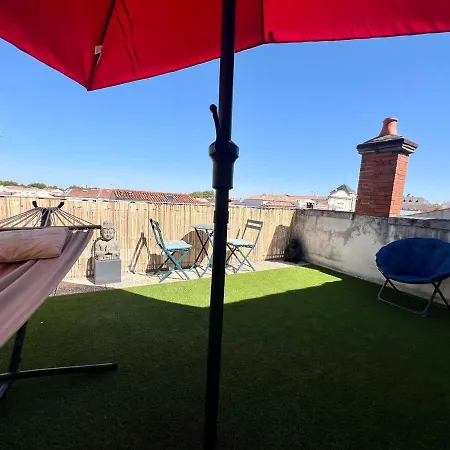 Magnifique Avec Vue Sur Le Vieux-port Et Terrasse Privee Sans Vis-a-vis Apartmán *
