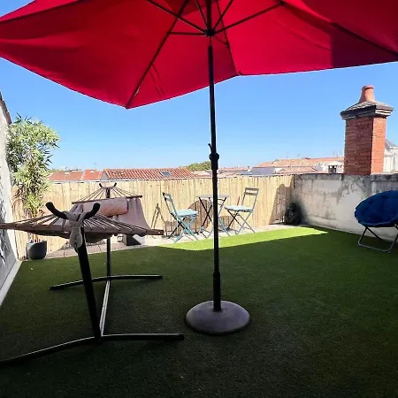 Magnifique Avec Vue Sur Le Vieux-port Et Terrasse Privee Sans Vis-a-vis *